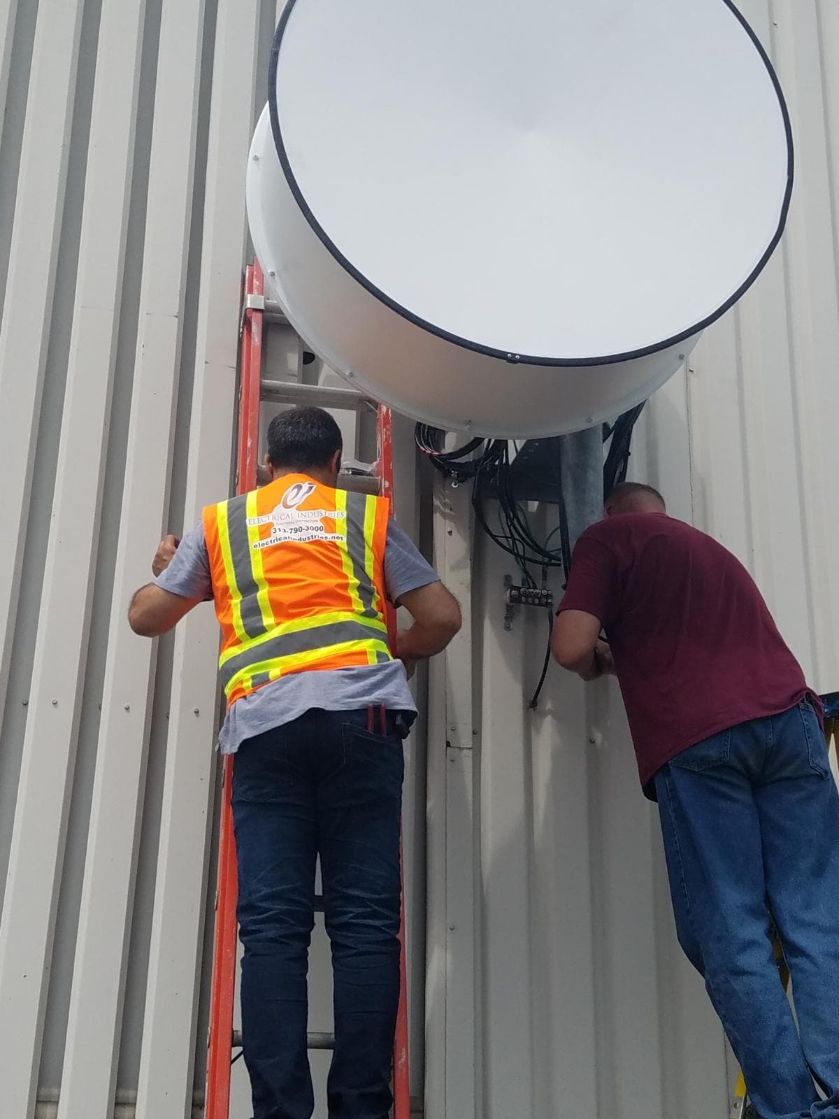 Gallery photos for High-Rise Communication Cable Installation Done Right: Image #1