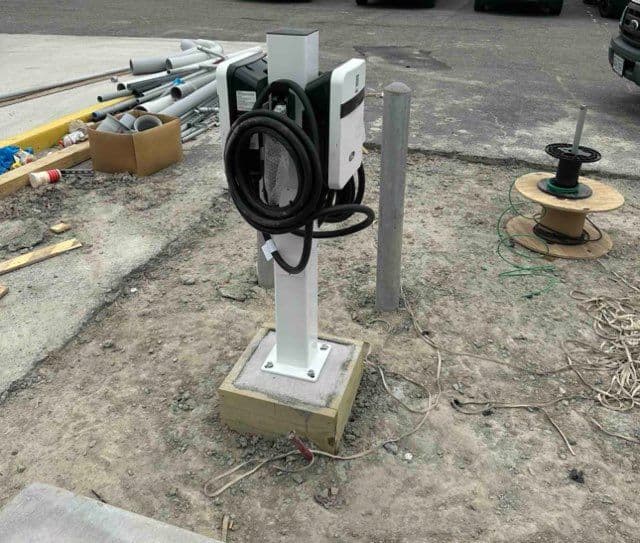 Enhancing Commercial Facilities with EV Chargers image