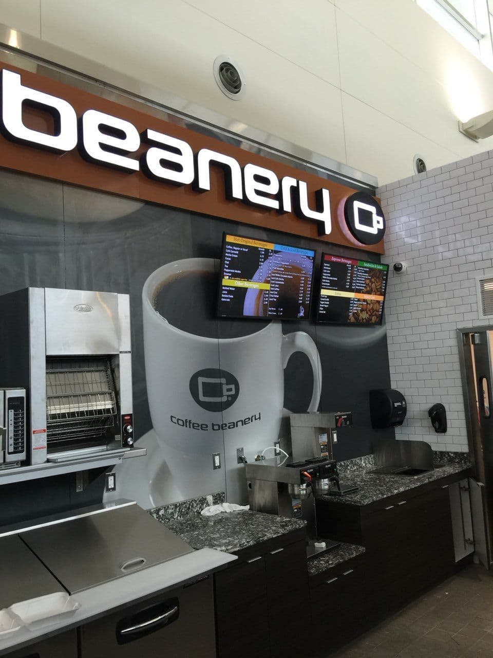 Powering Coffee Beanery at Metro Detroit Airport image
