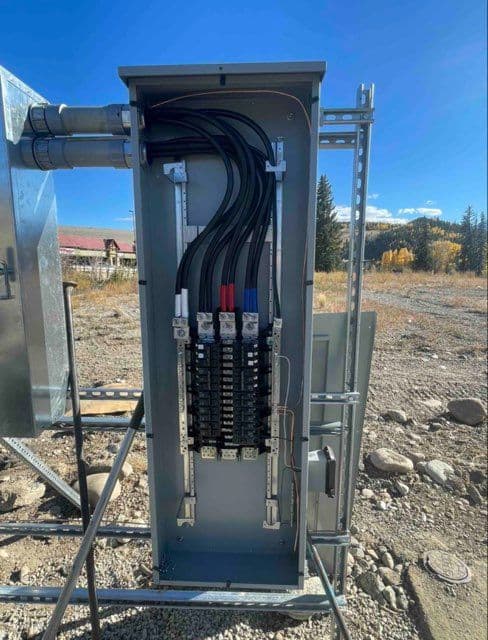 Gallery photos for Efficient Outdoor Electrical Panel Installations: Image #1