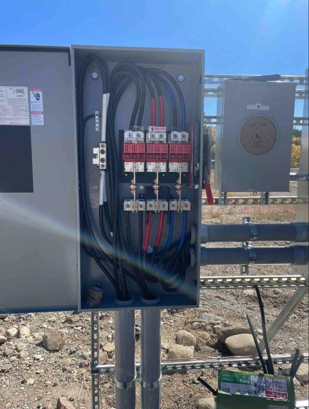 Gallery photos for Efficient Outdoor Electrical Panel Installations: Image #3