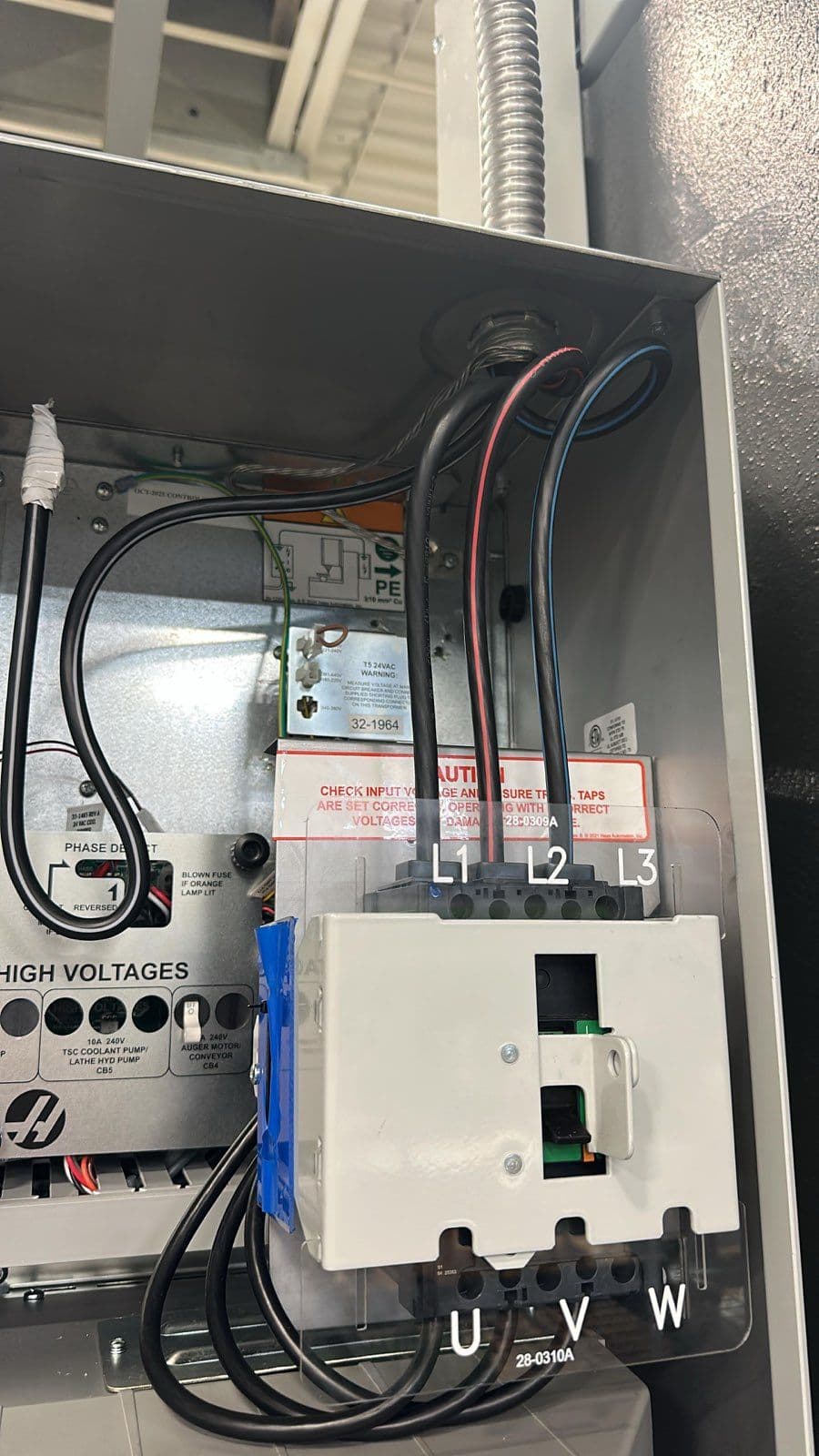 Gallery photos for Powering Up Industrial Automation: Image #2