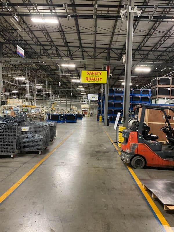 Gallery photos for Enhancing Efficiency and Safety with Advanced Industrial Electrical Solutions: Image #2