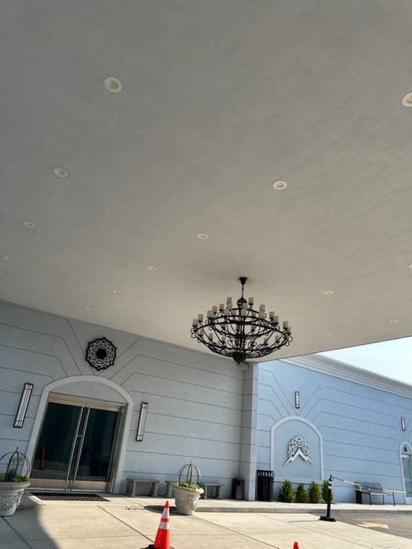 Gallery photos for Lighting Installation Elevates New Venue: Image #3