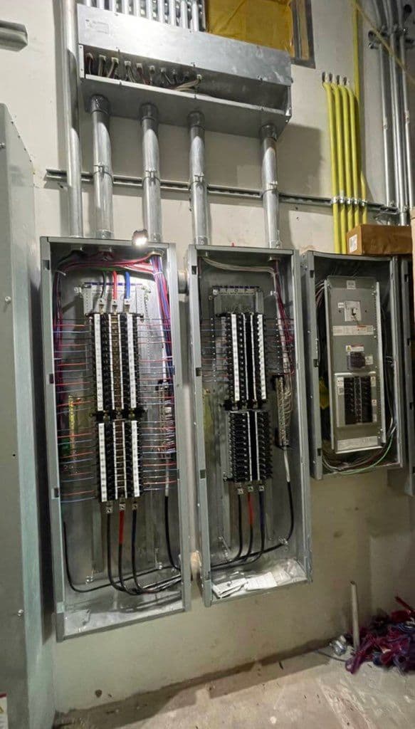 Streamlined Power Panels Enhance Office Efficiency image