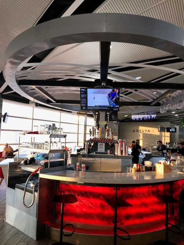 Electrifying Detroit Metro Airport for Comfort and Style image