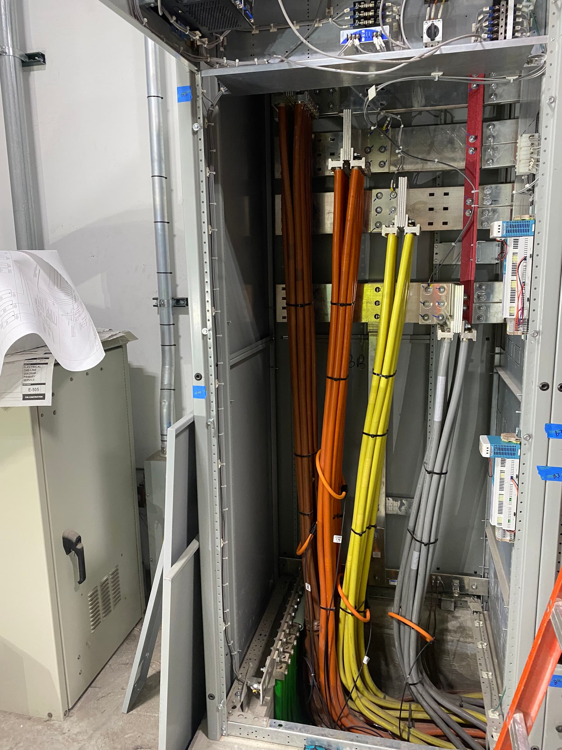 Gallery photos for Main Distribution Panel Maintenance Done the Right Way: Image #2