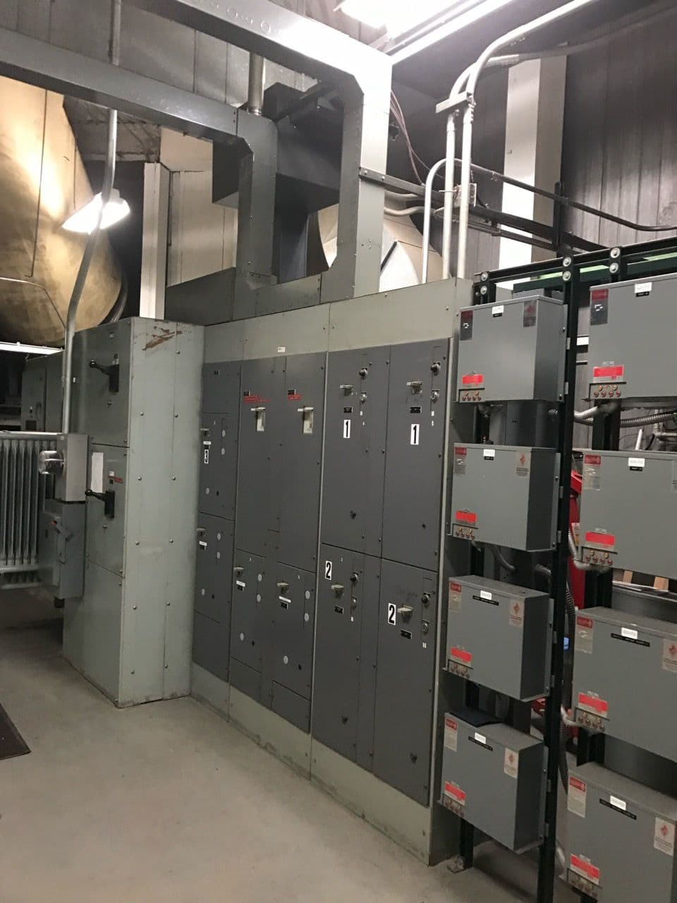 Gallery photos for Ensuring Safety and Efficiency with Industrial Electrical Maintenance: Image #2