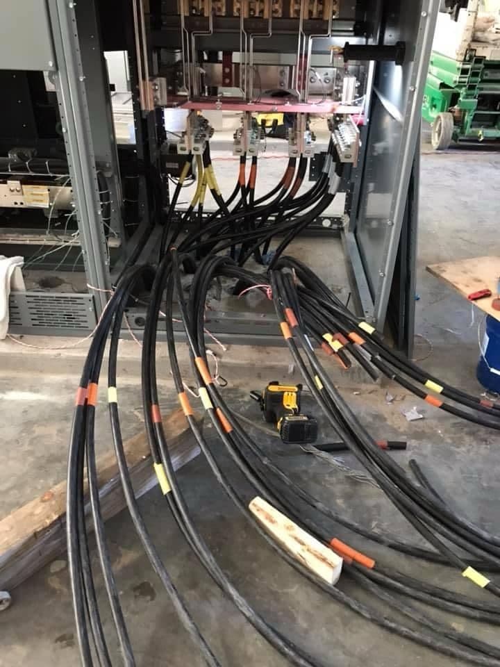 Gallery photos for Inside a High-Capacity Electrical Panel and Wiring Installation: Image #1